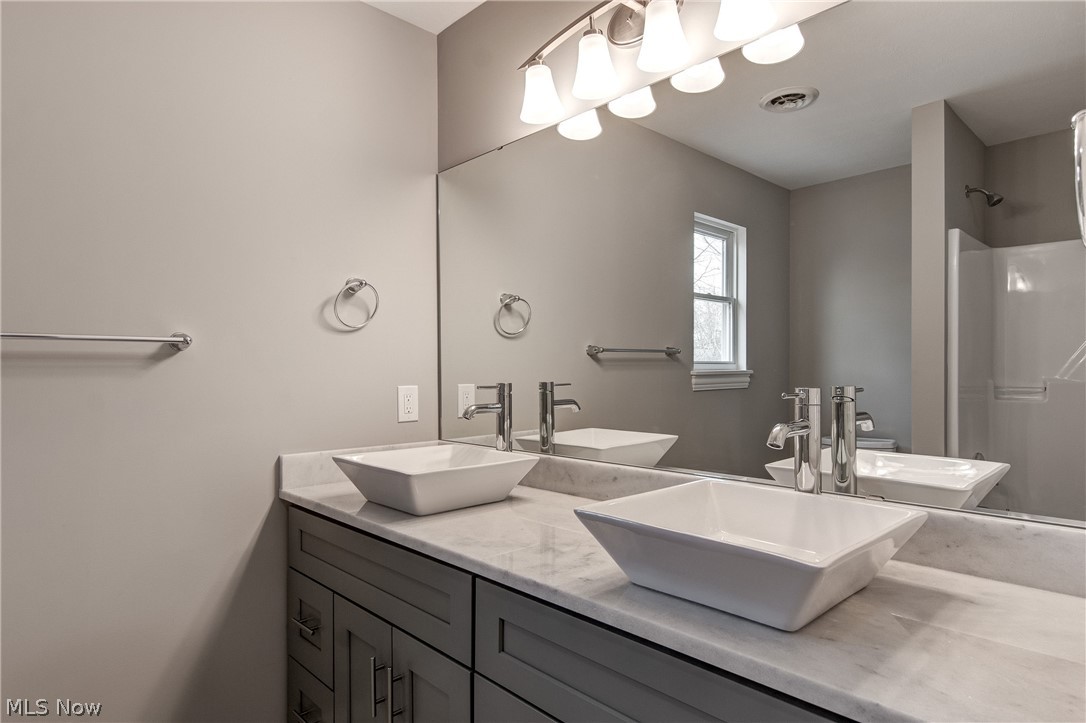 2985 Gale Road Willoughby, OH 44094 - Photo 16 of 31 Gallery Image 16