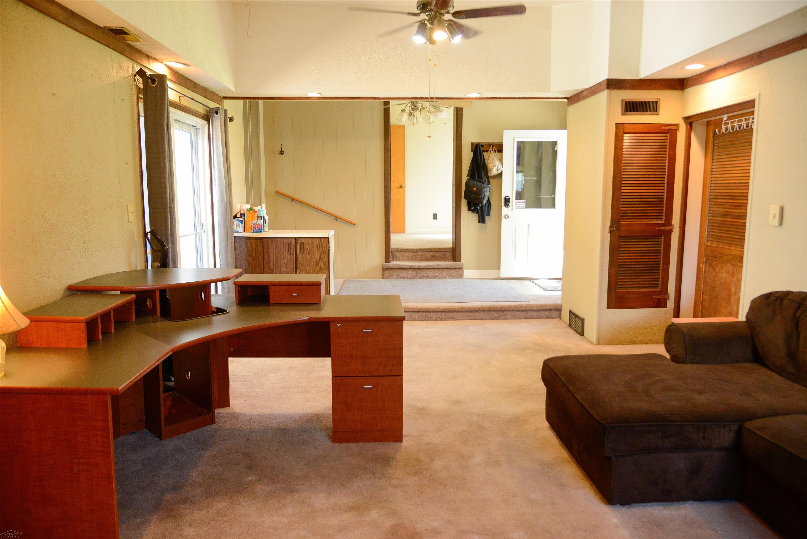 18150 Common Road Roseville, MI 48066 - Photo 7 of 49 Gallery Image 7