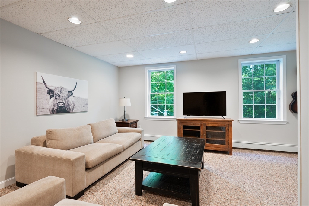 7 Duffield Road Hopkinton, MA 01748 - Photo 20 of 30 Gallery Image 20