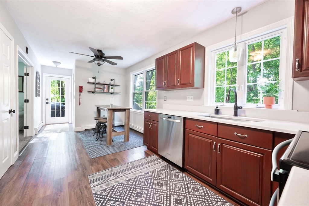 7 Duffield Road Hopkinton, MA 01748 - Photo 6 of 30 Gallery Image 6