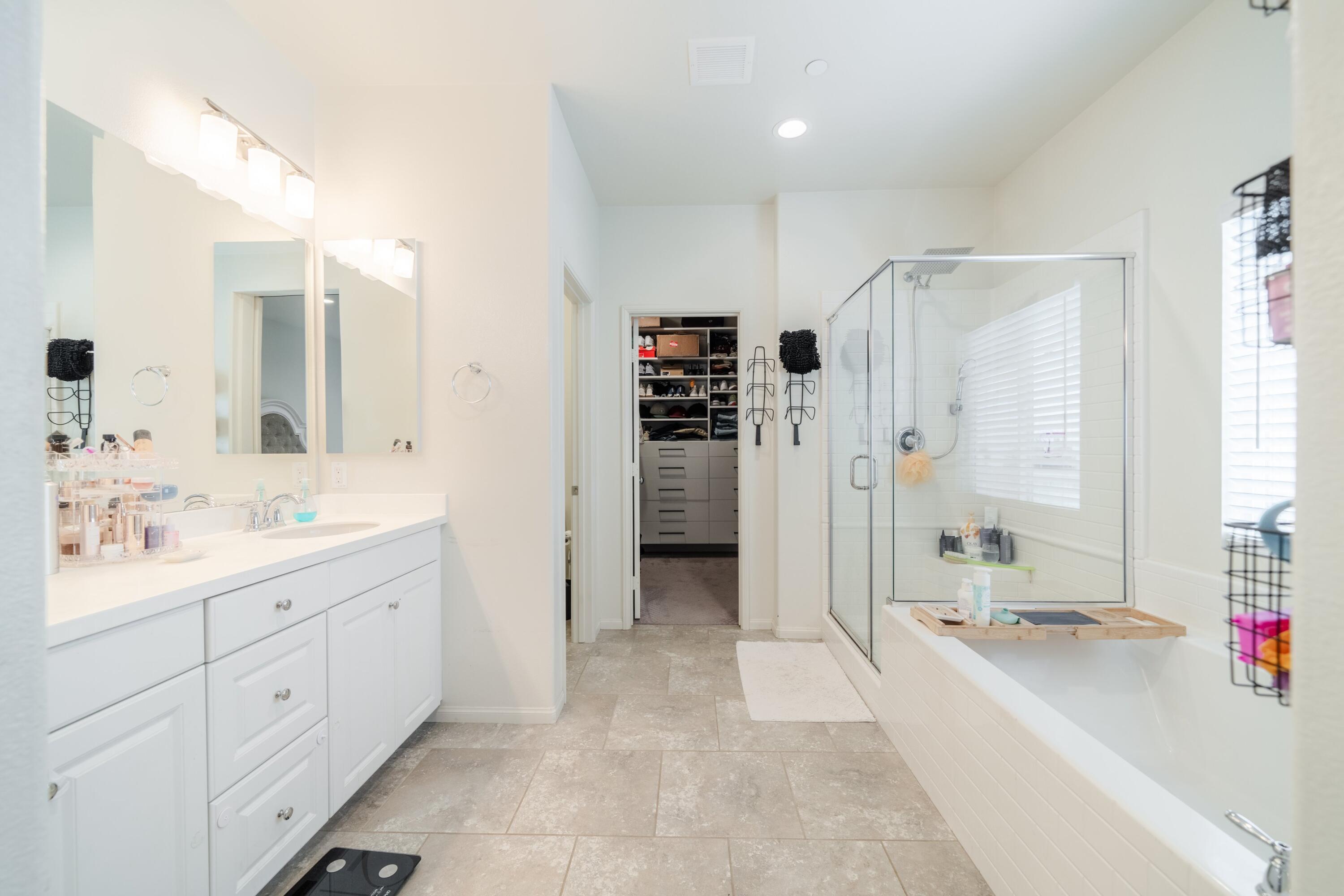 411 Calabrese Street Fallbrook, CA 92028 - Photo 15 of 42 19-JYP08954-HDR-Edit
