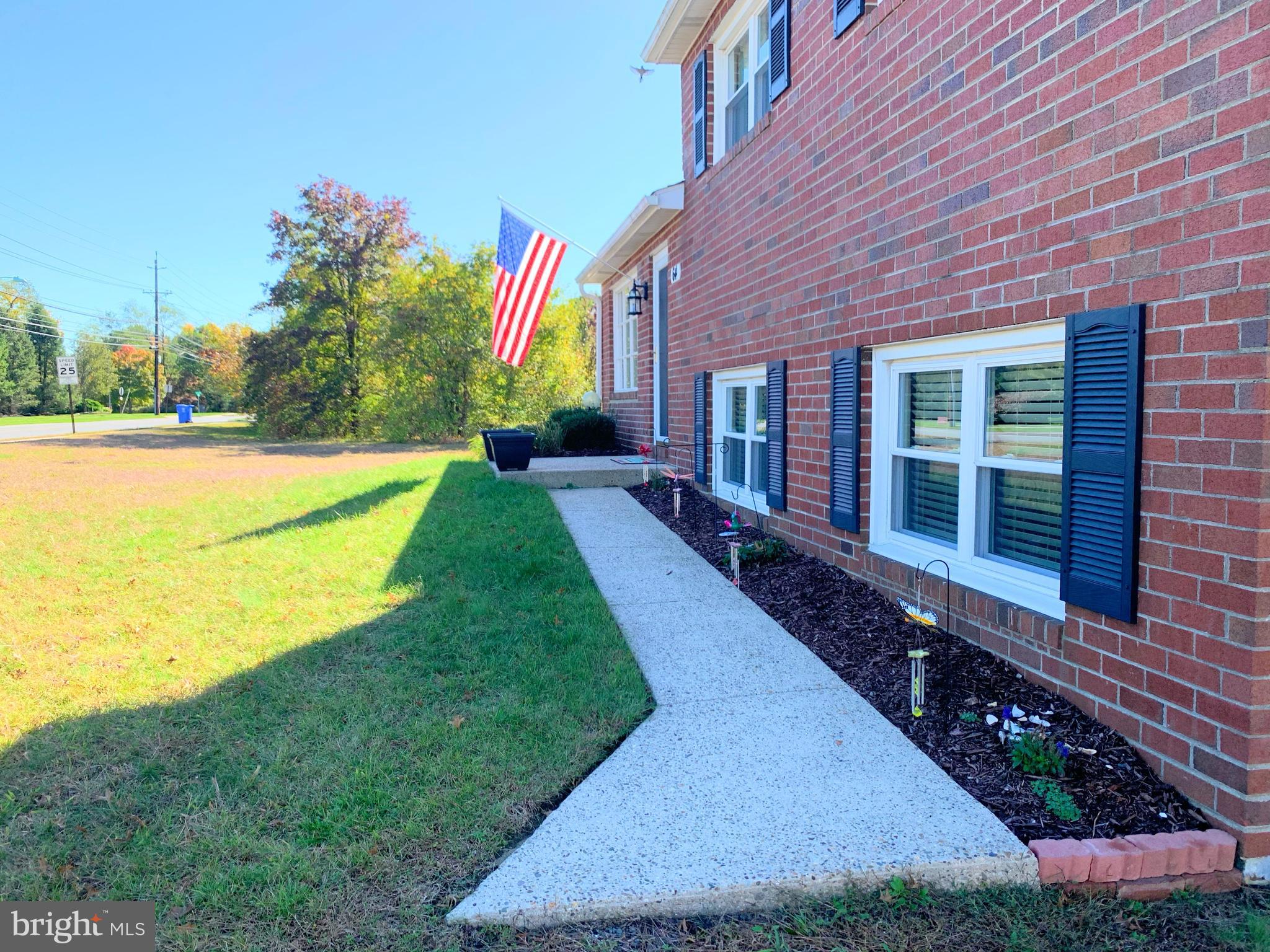 64 Hartford Road Delran, NJ 08075 - Photo 2 of 6