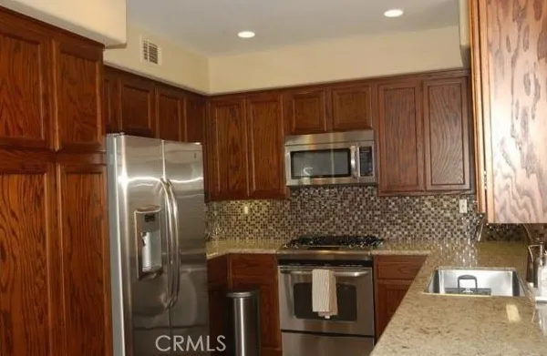 $4,250 | 12 Marsala, Irvine, CA 92606