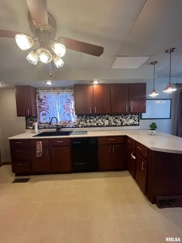 $115,000 | 328 East Prospect Street, Kewanee, IL 61443