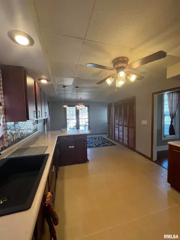 $115,000 | 328 East Prospect Street, Kewanee, IL 61443