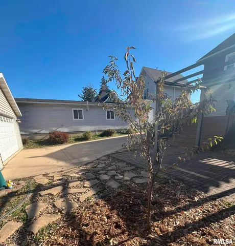 $115,000 | 328 East Prospect Street, Kewanee, IL 61443