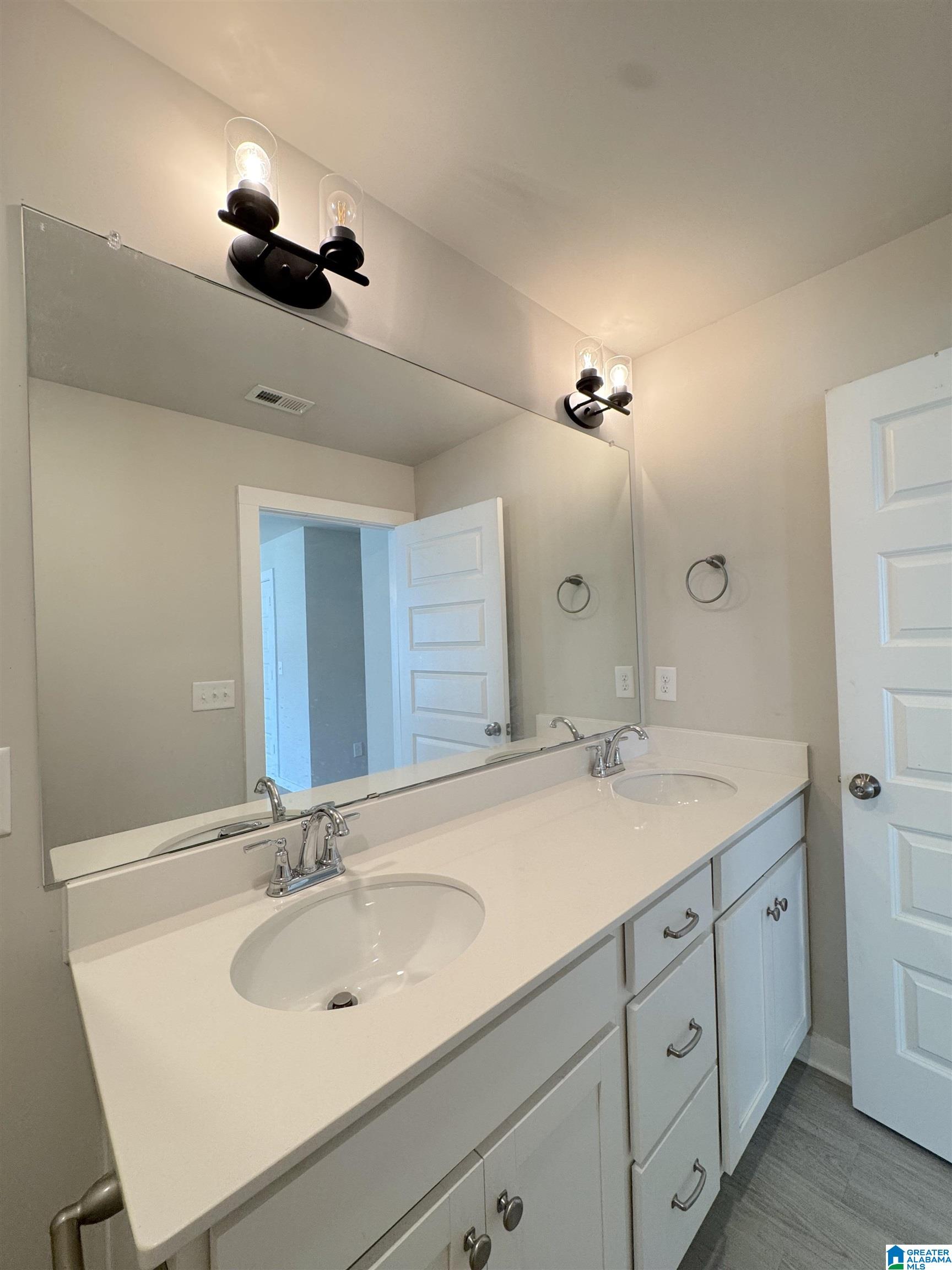 115 Ridgeview Circle Jemison, AL 35085 - Photo 25 of 38
