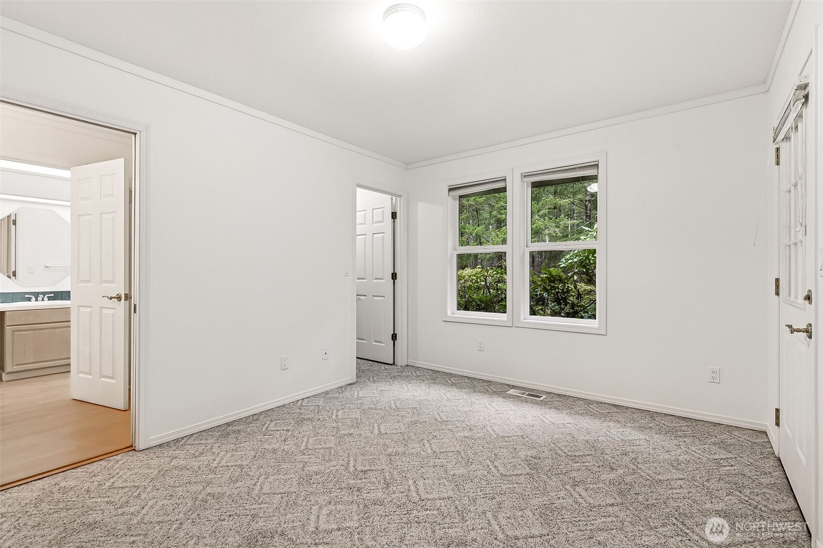 5815 95th Avenue Southwest Olympia, WA 98512 - Photo 8 of 26