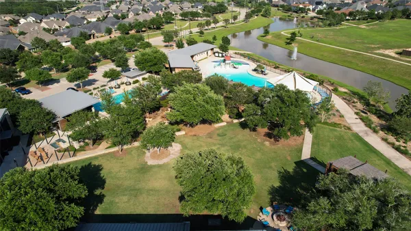 $795,000 | 6902 Shoreline Vw Drive, Katy, TX 77493