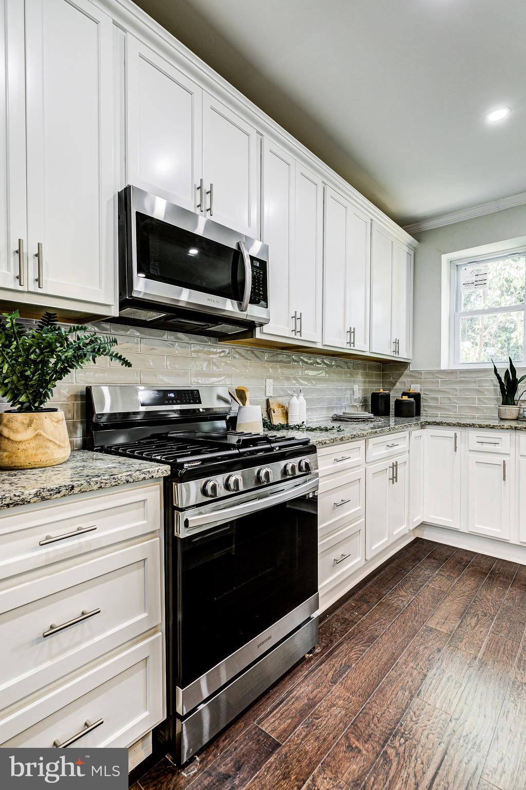4016 Bonner Road Baltimore, MD 21216 - Photo 20 of 58