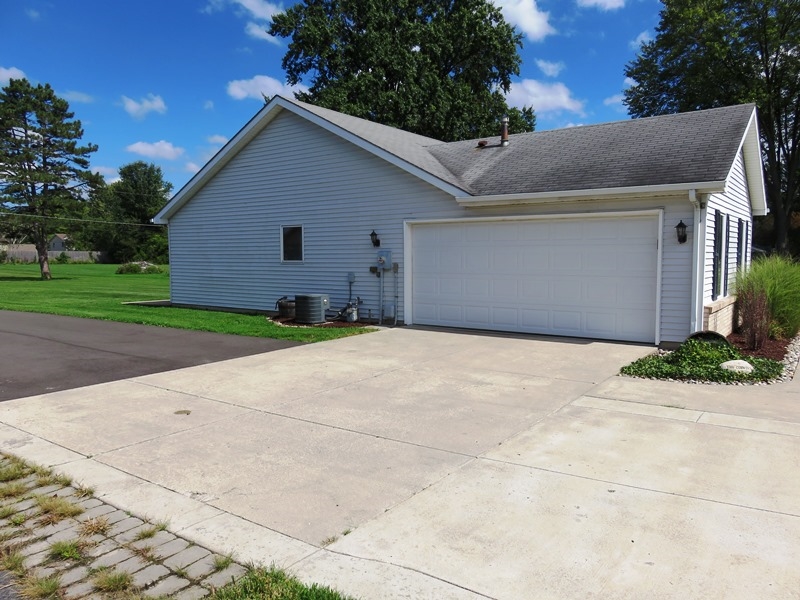 4957 St Joe Center Road Fort Wayne, IN 46835 - Photo 5 of 36 Gallery Image 5
