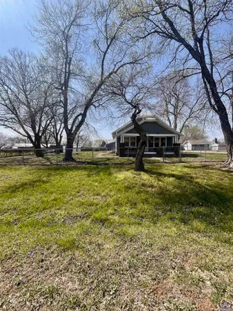 $97,500 | 601 Main Street, Admire, KS 66830