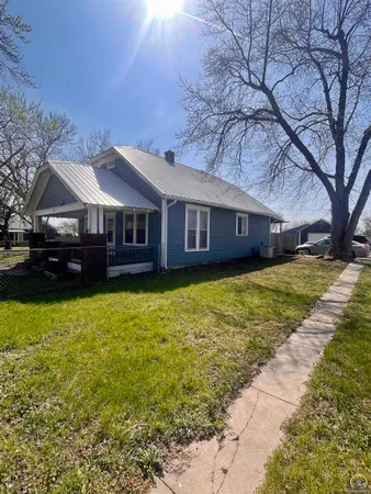 $97,500 | 601 Main Street, Admire, KS 66830