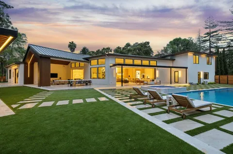 $19,998,888 | 98 Flood Circle, Atherton, CA 94027
