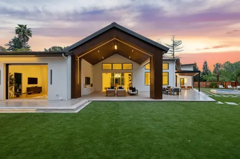 $19,998,888 | 98 Flood Circle, Atherton, CA 94027