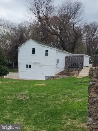 $1,150 | 2665 Halfway Road, The Plains, VA 20198