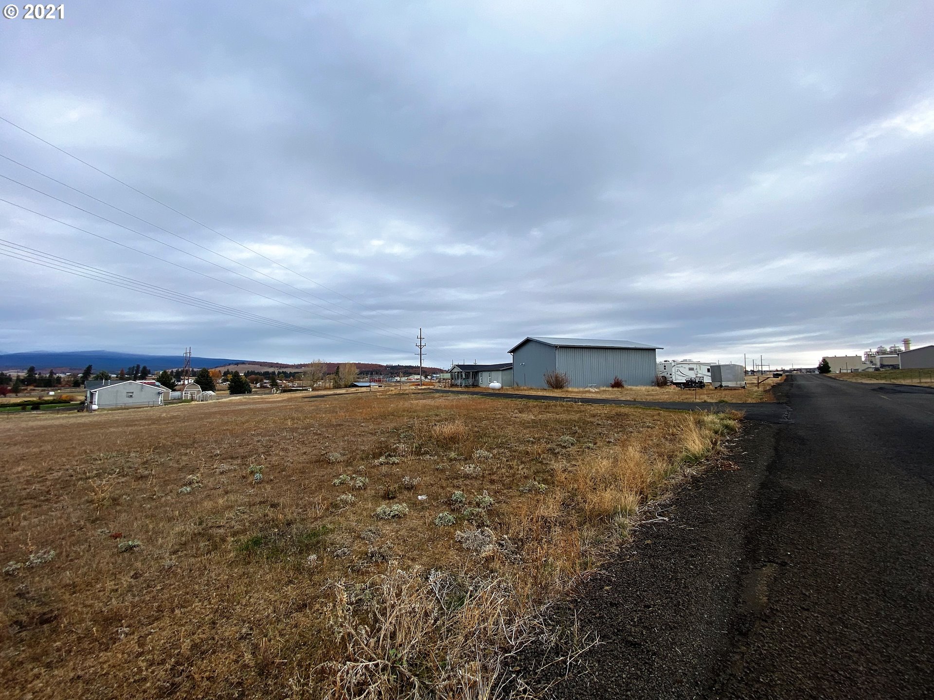 6 Burlington Loop Goldendale, WA 98620 - Photo 2 of 29 Gallery Image 2