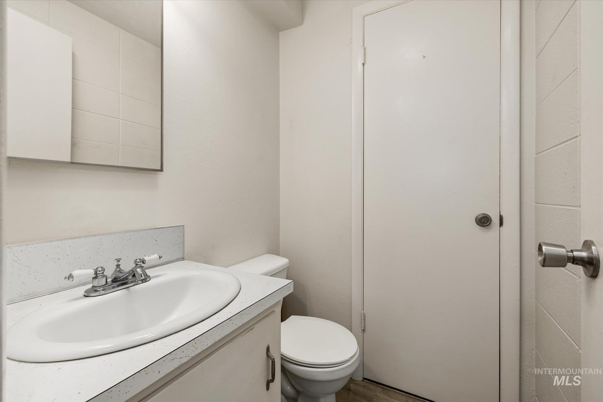 968 South Curtis Road Boise, ID 83705 - Photo 11 of 24 Gallery Image 11