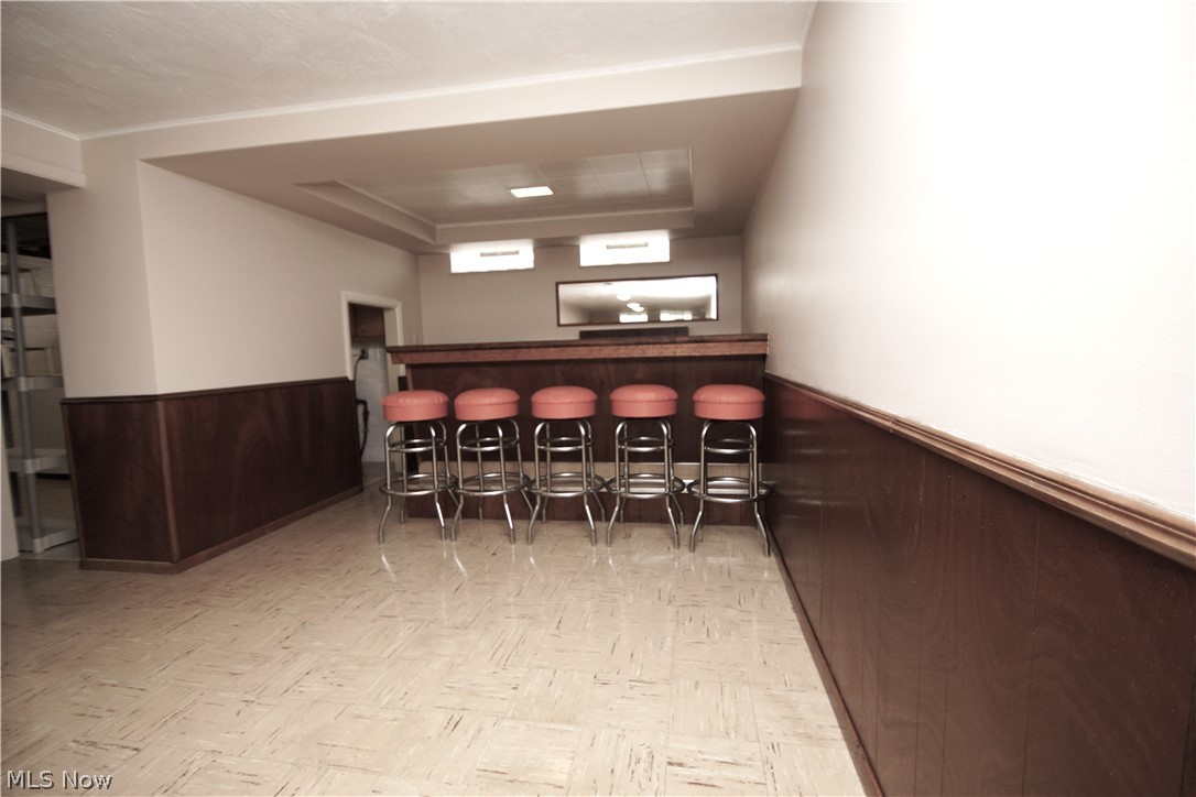 30413 Vineyard Road Willowick, OH 44095 - Photo 16 of 25 Recreation room dry bar