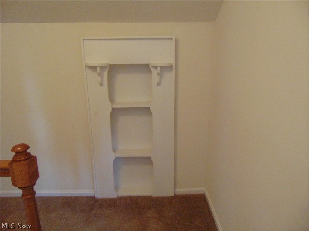 48105 Middle Ridge Road Amherst, OH 44001 - Photo 23 of 32