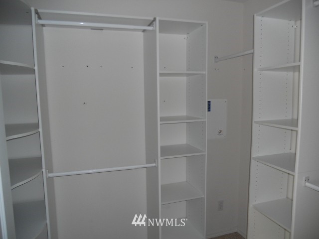 28032 Maple Ridge Way Southeast Maple Valley, WA 98038 - Photo 14 of 21