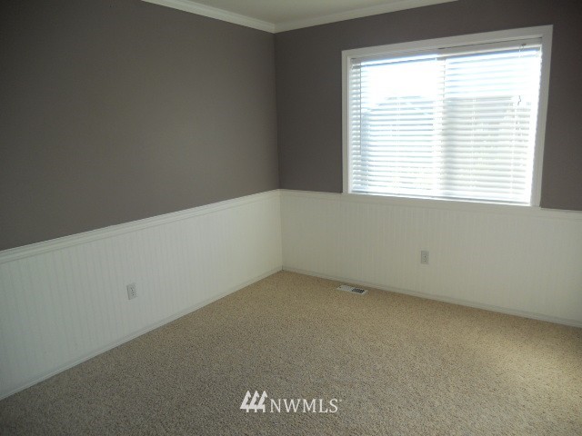 28032 Maple Ridge Way Southeast Maple Valley, WA 98038 - Photo 15 of 21