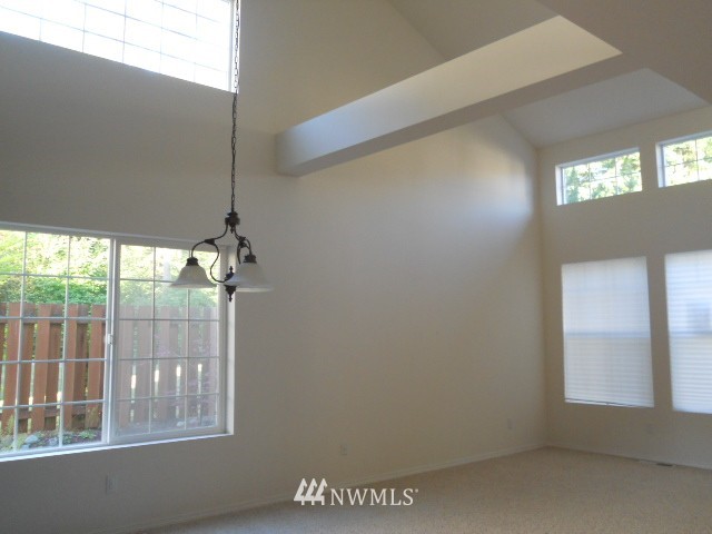 28032 Maple Ridge Way Southeast Maple Valley, WA 98038 - Photo 6 of 21
