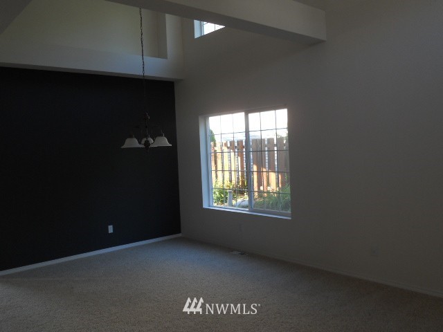 28032 Maple Ridge Way Southeast Maple Valley, WA 98038 - Photo 7 of 21