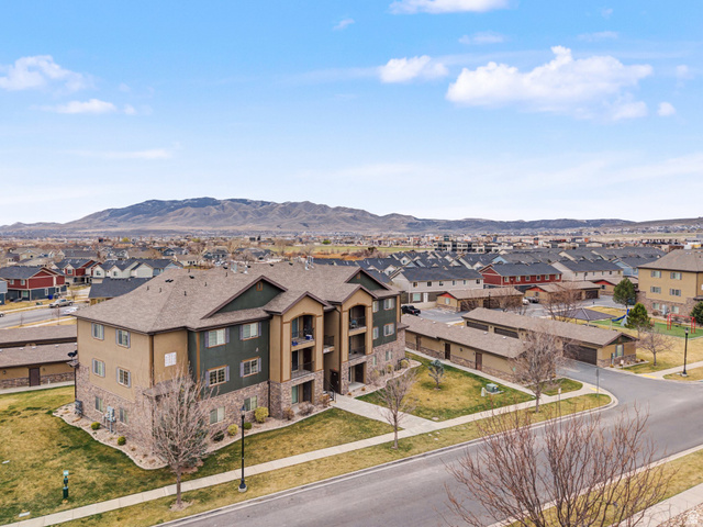 203 Jordan Ridge Boulevard, Unit 206 Saratoga Springs, UT 84045 - Photo 20 of 22