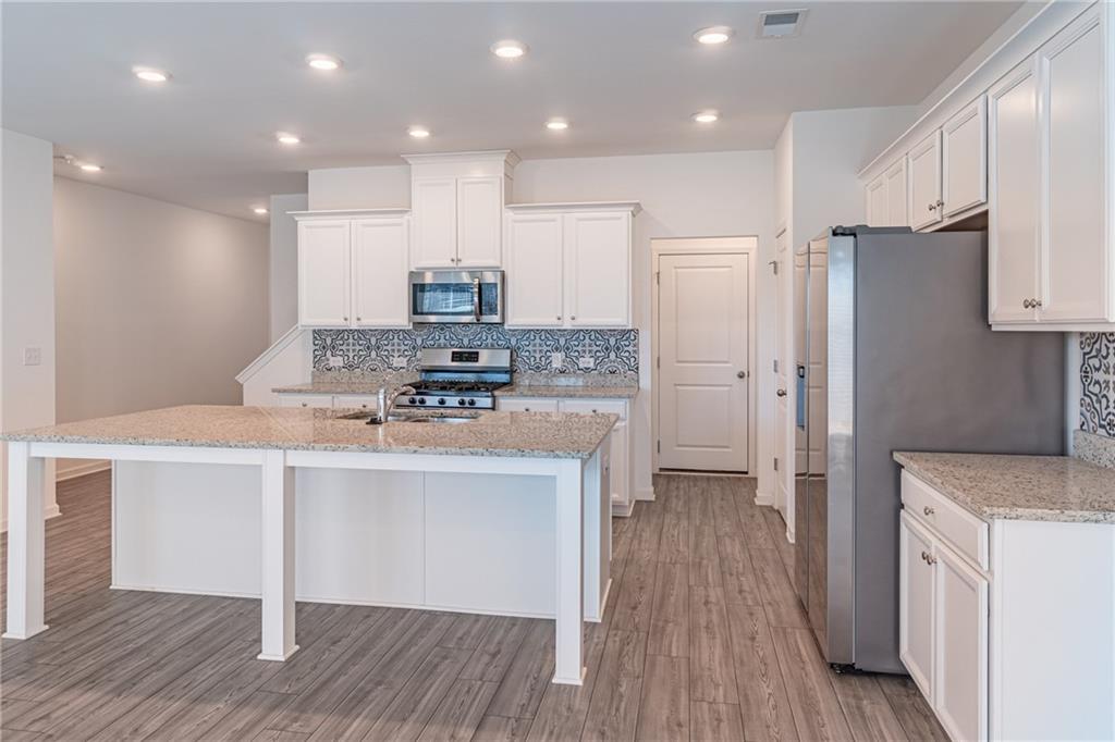 512 Sausalito Walk Suwanee, GA 30024 - Photo 7 of 30