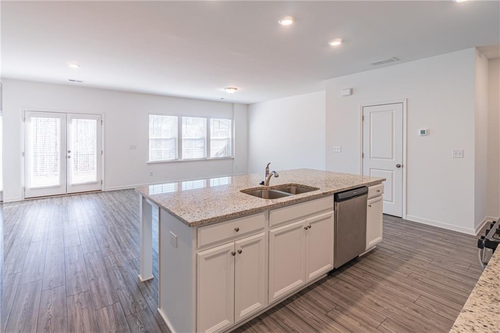 512 Sausalito Walk Suwanee, GA 30024 - Photo 10 of 30