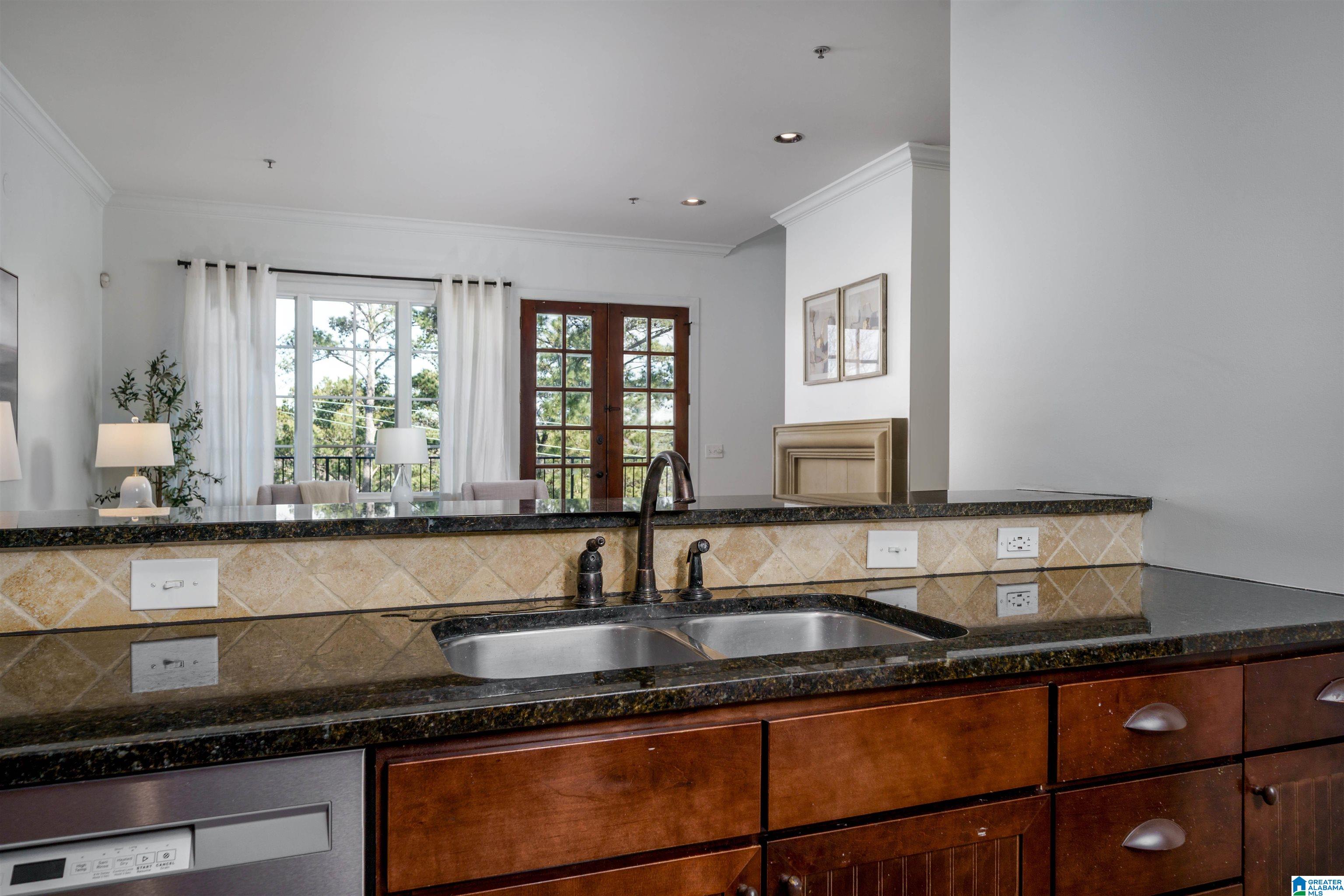 2054 Lancaster Road Homewood, AL 35209 - Photo 15 of 44 Gallery Image 15