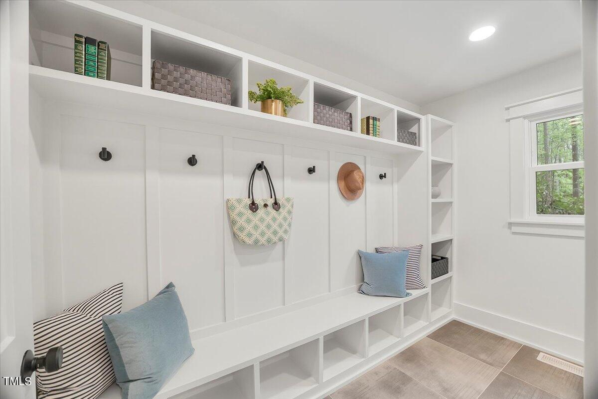 105 Glasgow Road Cary, NC 27511 - Photo 18 of 33 20-P1189985