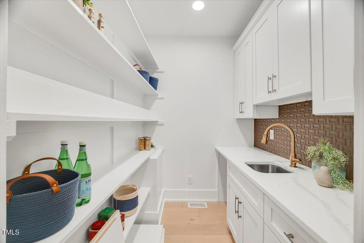 105 Glasgow Road Cary, NC 27511 - Photo 20 of 33 22-P1190001