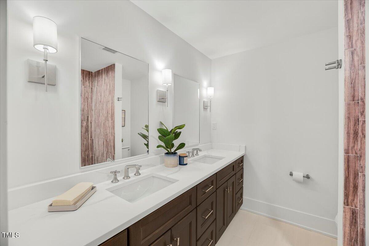 105 Glasgow Road Cary, NC 27511 - Photo 29 of 33 35-P1190076