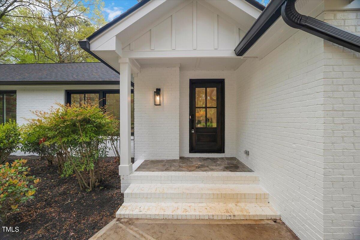 105 Glasgow Road Cary, NC 27511 - Photo 3 of 33 03-P1189890