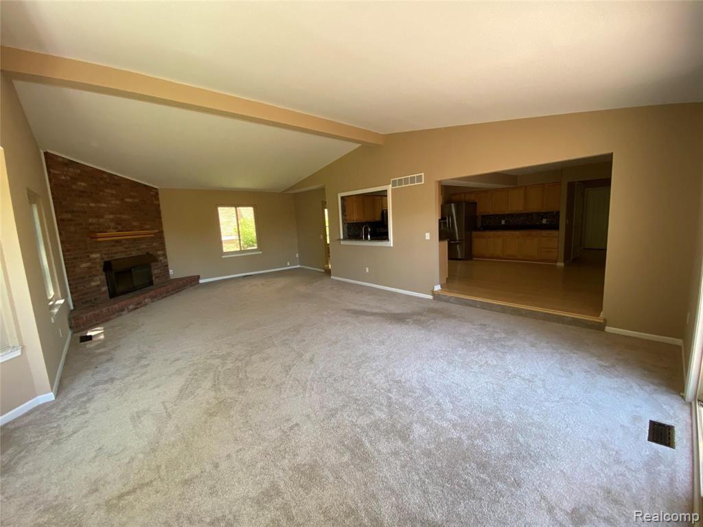 515 Plum Ridge Drive Rochester Hills, MI 48309 - Photo 14 of 46