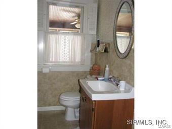 2820 Godfrey Road Godfrey, IL 62035 - Photo 14 of 22 Gallery Image 14