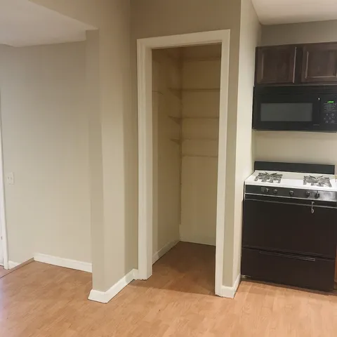 $215,000 | 2002 Burr Oak Lane, Lindenhurst, IL 60046