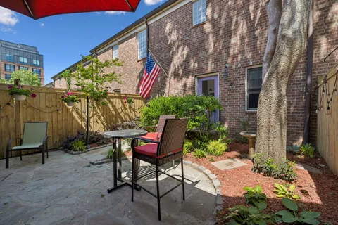 $764,000 | 718 4th Avenue North, Nashville, TN 37219