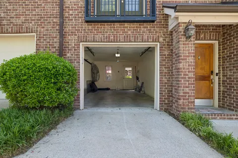 $764,000 | 718 4th Avenue North, Nashville, TN 37219