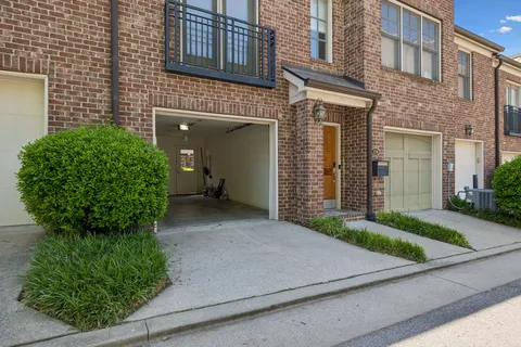 $764,000 | 718 4th Avenue North, Nashville, TN 37219
