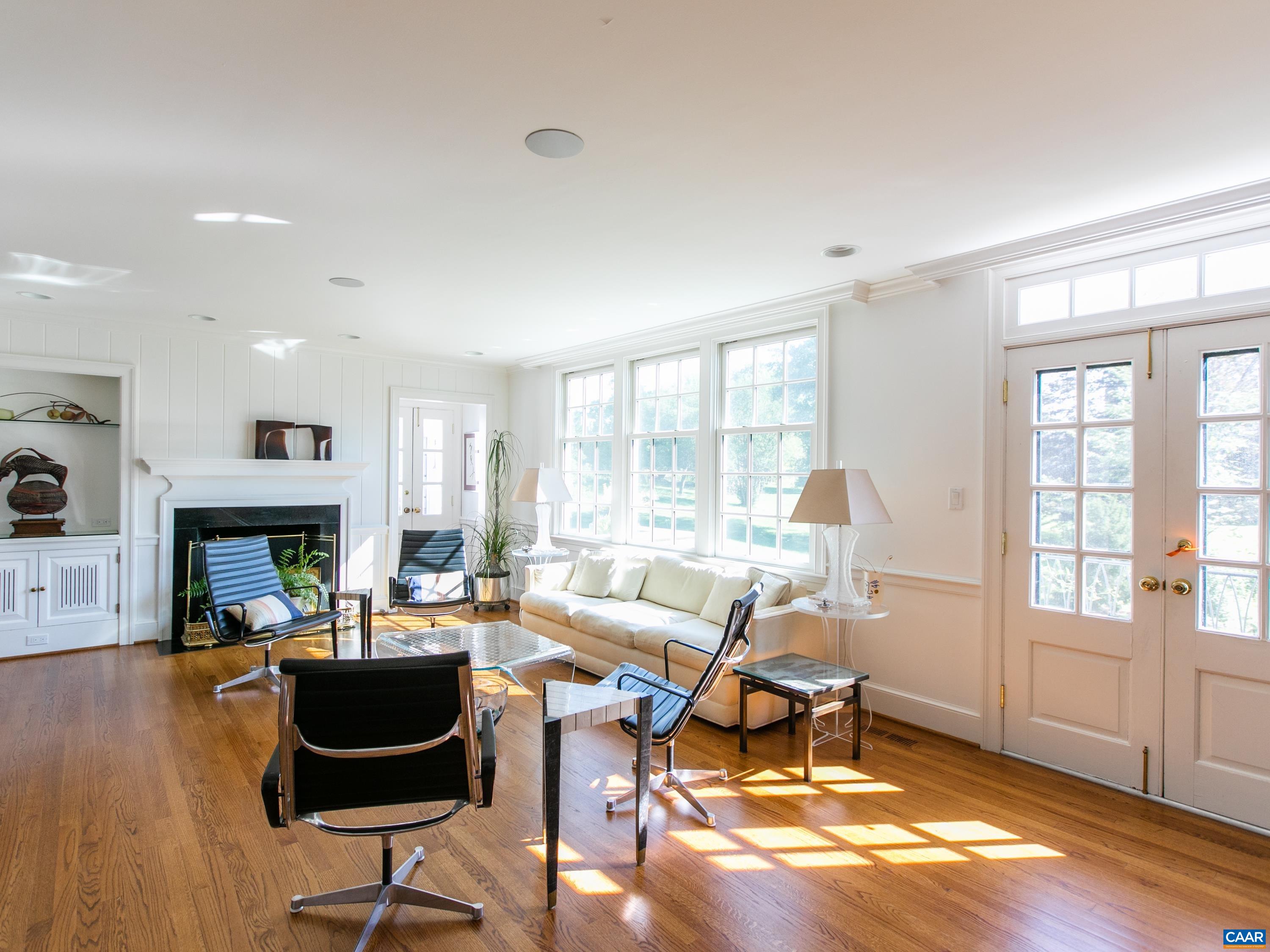 204 Devon Road Charlottesville, VA 22903 - Photo 6 of 39 Gallery Image 6