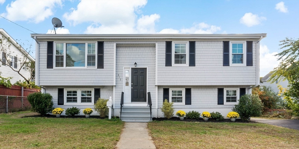 515 Snell Street Fall River, MA 02721 - Photo 2 of 33