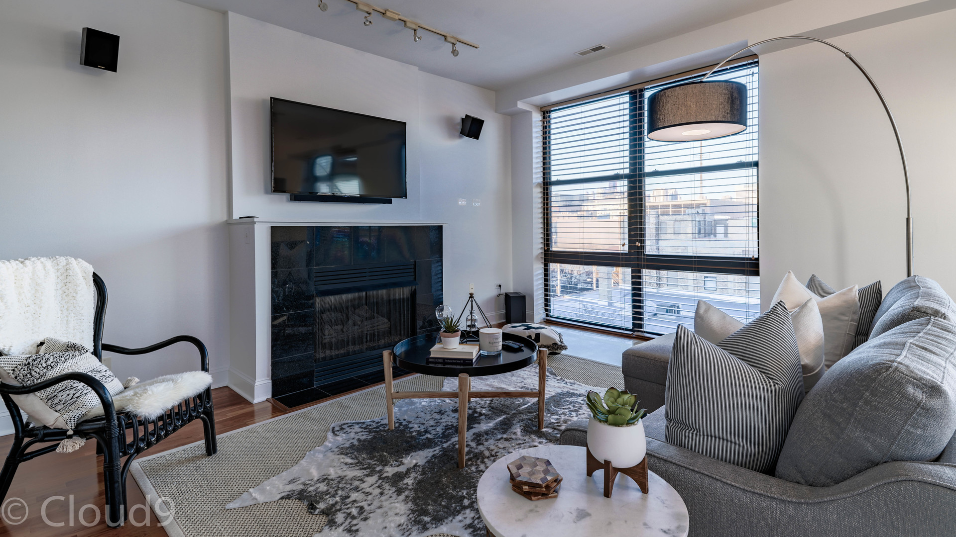 1260 West Washington Boulevard, Unit 504 Chicago, IL 60607 - Photo 2 of 15