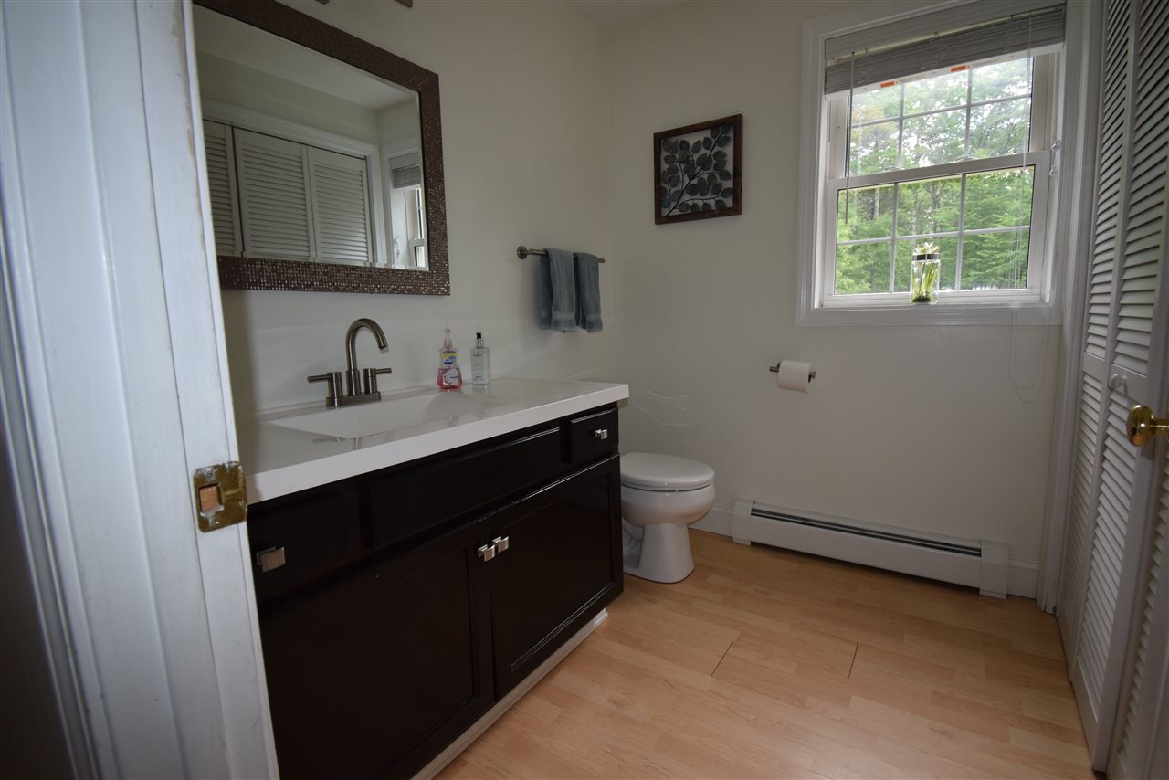 70 Leavitt Road Fremont, NH 03044 - Photo 11 of 33