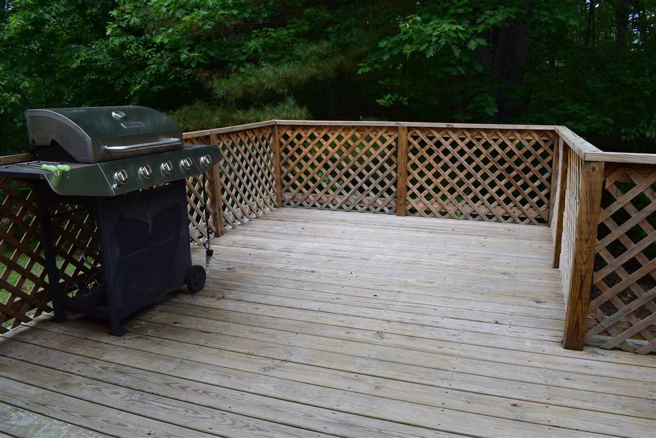 70 Leavitt Road Fremont, NH 03044 - Photo 20 of 33