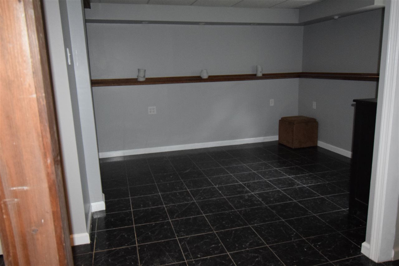 70 Leavitt Road Fremont, NH 03044 - Photo 24 of 33