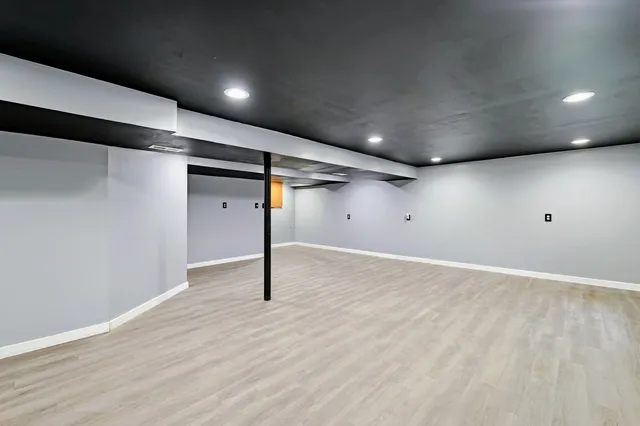 $239,000 | 17910 Millstone Road, Hazel Crest, IL 60429