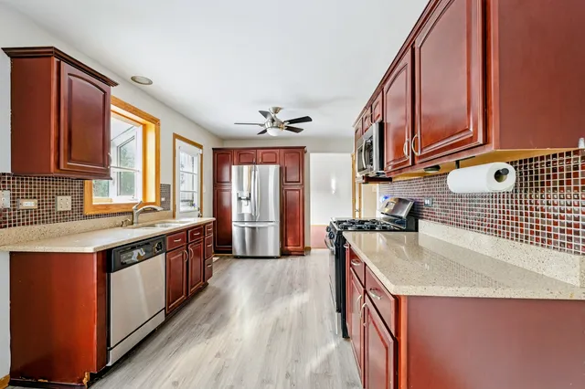 $239,000 | 17910 Millstone Road, Hazel Crest, IL 60429